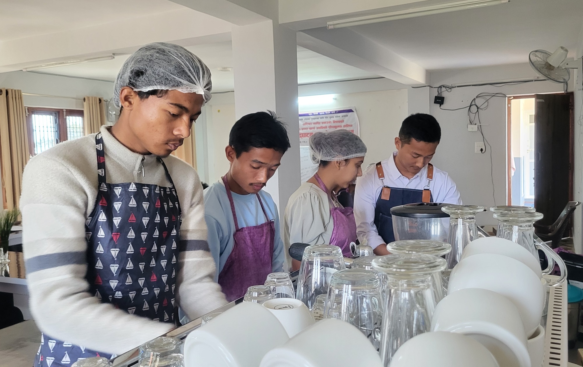 कफीको सुगन्धमा बुनिएका युवाका सपना   