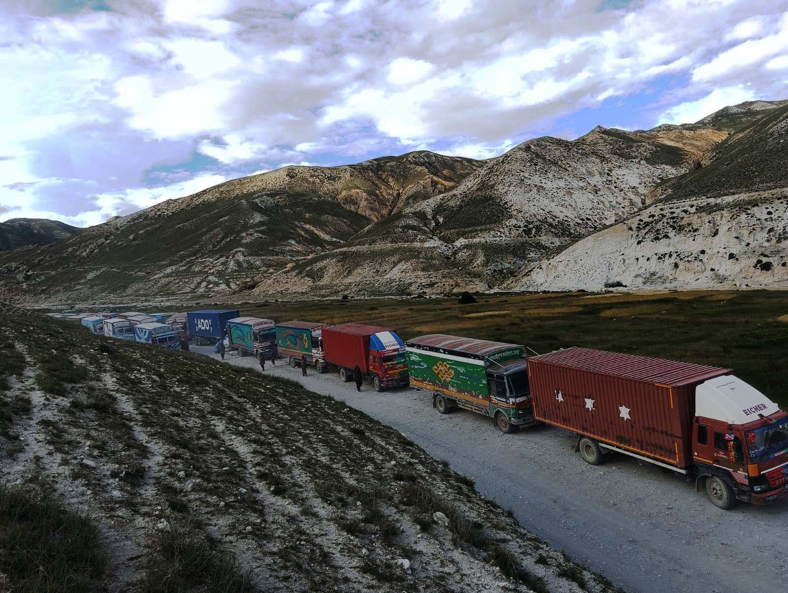 रसुवागढी र तातोपानी बन्द भएपछि चलायमान बन्दै कोरला नाका
