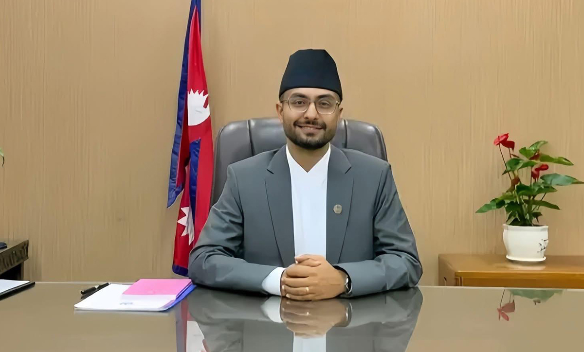 शिक्षा क्षेत्र दलीय राजनीतिमुक्त बनाउन शिक्षामन्त्रीको पहल        