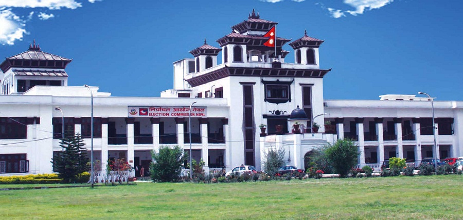 दैनिक १३ लाख वटा मतपत्र छपाइ