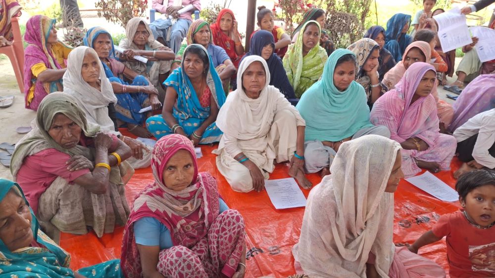 मधेसी महिलालाई मतदाता शिक्षा        