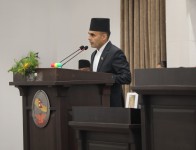 प्रेस स्वतन्त्रतादेखि दूरसञ्चार विस्तारसम्मका प्रश्नमा सञ्चारमन्त्री तिमल्सिनाद्वारा संसद्मा जवाफ