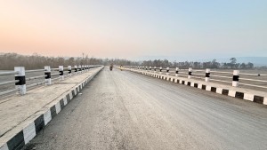 आठ वर्षमा बन्यो केरुङ्गे खोलामा पुल   