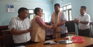 धेरै मुद्दा फछ्र्याैट गर्ने न्यायाधीश घिमिरे सम्मानित   