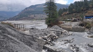 मुस्ताङको (लेते-धम्पु) पुल निर्माणमा ढिलासुस्ती   