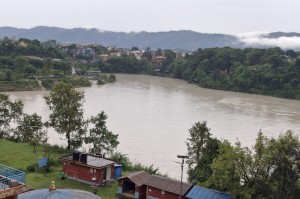 सेतीको बहाव बढेर रामघाटमा ताल बनेपछि उच्च सतर्कता   