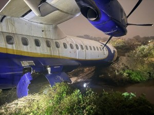 बुद्ध एयरको विमान भद्रपुरमा विमानस्थलको रनवेमा चिप्लियो, यात्रु सकुशल   