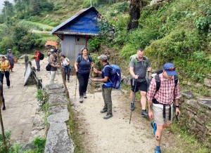 पर्यटकको पर्खाइमा गण्डकीका पर्यटकीयस्थल        