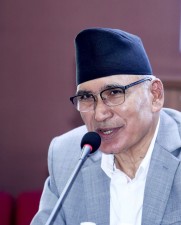 आर्थिक सुधारका कार्यक्रमलाई उच्च महत्व दिएका छौं : अर्थमन्त्री   