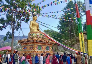 भुइँचालो डाँडामा ३० फिटको बुद्धको प्रतिमा निर्माण        