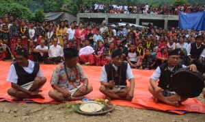 चेपाङ समुदायले मनाए सामूहिक रुपमा ‘न्वाङ्गी’   