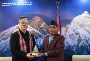 राष्ट्रियसभा अध्यक्षसँग चिनियाँ राजदूतको बिदाइ भेट    