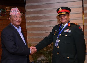 प्रधान सेनापति सिग्देल चीन भ्रमण सकेर स्वदेश फिर्ता