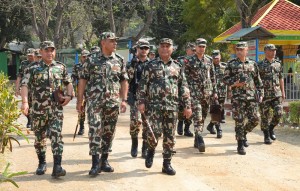 प्रधान सेनापतिद्वारा मध्यपृतना मुख्यालयको निरीक्षण   