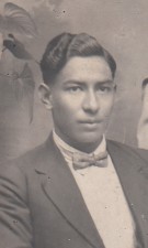 सहिद दिवसः सिफल उकालोमा माथेमाको स्मृतिसभा   