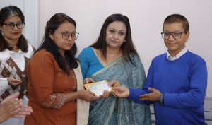 पत्रकार थामीको परिवारलाई आर्थिक सहयोग   