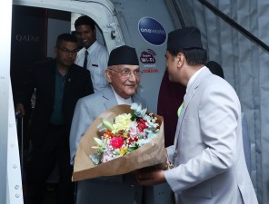 प्रधानमन्त्री ओली मेड्रिडमा   