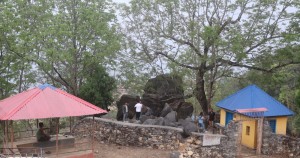 भोजपुरको धार्मिक तथा पर्यटकीय क्षेत्र चुलाचुली गुफा ओझेलमा    