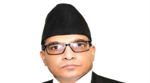 ३३औँ प्रधानन्यायाधीशको नेतृत्व गर्दै डा. शर्मा   
