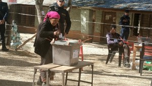 निर्वाचन आउन ८५ दिन बाँकी : आयोगले केही मतदानस्थलको पुनरावलोकन गर्दै        