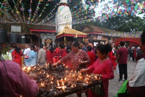 गणेश चतुर्थी : देशभरका गणेश मन्दिरमा पूजा आराधना एवं दर्शन गर्ने भक्तजनको लाम   