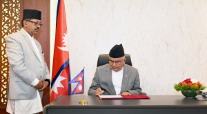 राष्ट्रपतिद्वारा दुईवटा विधेयक प्रमाणीकरण   