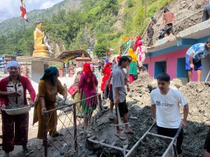 विपद्पछिको पुनर्निर्माणमा जुटेको म्याग्दी   