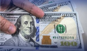 अमेरिकी डलरको भाउ बढ्यो   