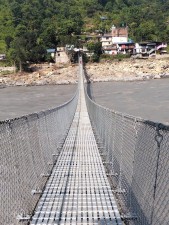 भोटेकोशी–त्रिशूली बाढीका कारण क्षतिग्रस्त १८ झोलुङ्ले पुल मर्मतपछि सञ्चालनमा   