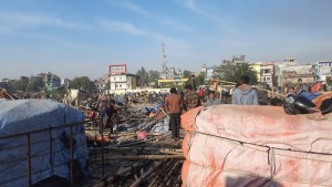 वीरगञ्ज महानगरले बिपी उद्यान अतिक्रमण गरेर व्यवसाय गर्नेलाई हटायो    