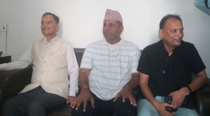 सबै दलको सहमतिमा संविधान संशोधन गर्नुपर्ने    