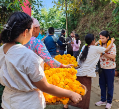 पर्यटनमार्फत समृद्धि खोजिरहेको लोपोन्मुख आठपहरिया समुदाय   