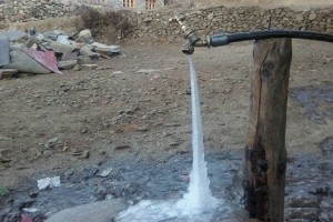 अत्यधिक चिसो बढ्दै गएपछि हुम्लामा पानीका धारामा बरफ जम्न थाल्यो        