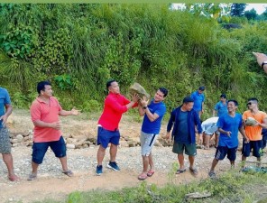 झिसमिसेदेखि साँझ अबेरसम्म काममा भेटिने श्रमिक अधिकृत ‘दर्जी’