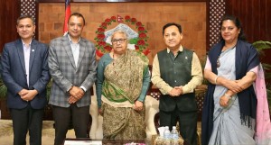 प्रधानमन्त्रीसँग कांग्रेस सभापति थापासहित पदाधिकारीको भेट   