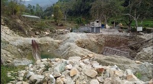 दुईवर्षसम्म सक्नुपर्ने मल्याङ्दीखोला मोटरेबल पुल २५ प्रतिशत मात्र काम    