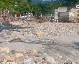 बाढीपछि उजाडियो सेतीवेणी, करोडौँको क्षति   