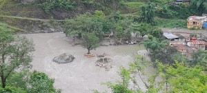 विश्वकै ठुलो शालिग्राम शिला एक महिनादेखि डुबानमा   