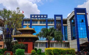 अवस्था असहजः खाना पकाउने ग्यास वितरणलाई सहज बनाउँदै साल्ट ट्रेडिङ   