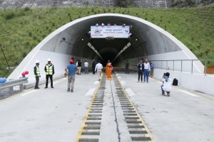 नागढुङ्गा सुरुङमार्ग आजदेखि साना सवारीका लागि आंशिक खुला