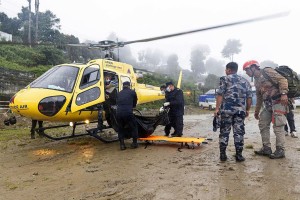 अमेरिकाद्वारा भोटेकोशी बाढीपीडितका लागि ४० टनभन्दा बढी राहत सामग्री सहयोग