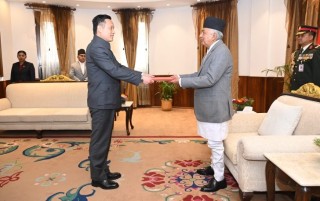 पाँचवटा देशका राजदूतद्वारा ओहोदाको प्रमाणपत्र प्रस्तुत   