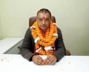 बडादसैँले समाजलाई जोड्ने सद्भावको भावना अझ बलियो बनाओस्ः सभापति थापा   