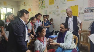 पाठेघरको मुखको क्यान्सरविरुद्ध तनहुँका दुई हजार पाँच सय ४८ किशोरीलाई एचपिभी खोप   