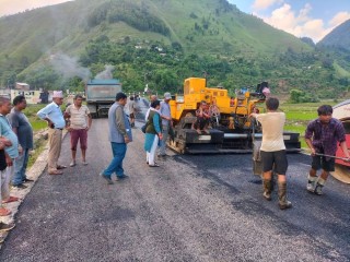पर्वतको लुङ्खु-हुवास सडक कालोपत्र सम्पन्न    