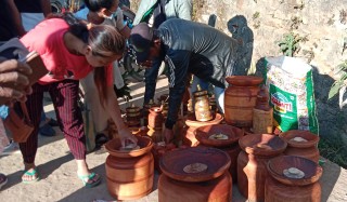 आधुनिकतासँगै हराउँदै काठका सामग्री प्रयोग गर्ने चलन   