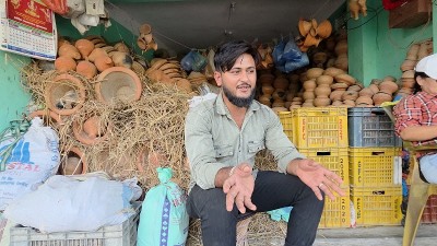 माटोका भाँडाकुँडाबाट आत्मनिर्भर   