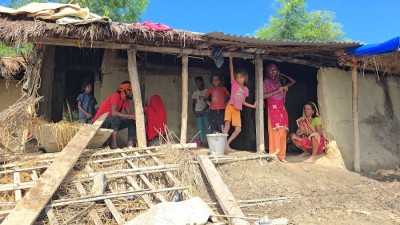 सामान्य विवादले ठूलो रुप लिँदा दलित बस्तीमा तोडफोड र लुटपाट   