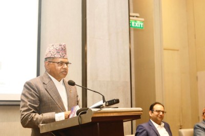 पेट्रोलमा १० प्रतिशत इथानोल मिसाउने नीति कार्यान्वयनको तयारीमा        