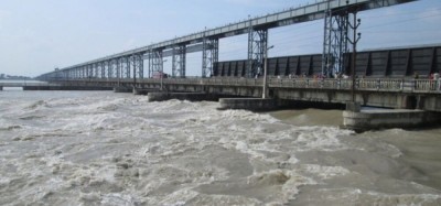 महाकालीमा पानीको बहाव बढ्यो, बनबासा पुलमा चारपाङ्ग्रे सवारी साधन निषेध